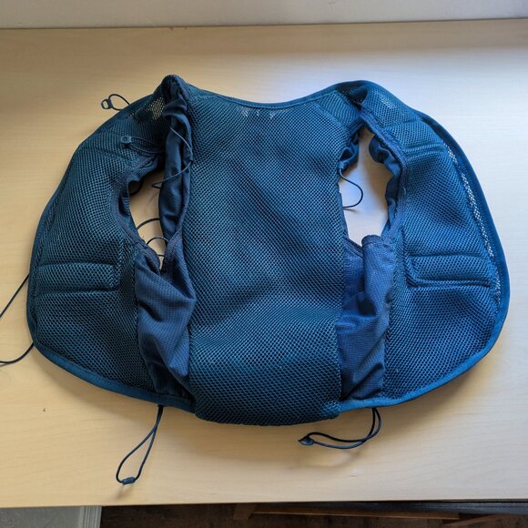 Salomon ADV SKIN 12 Hydration Trail Running Vest – 12 L (XS, Dark Blue) - Picture 7 of 9